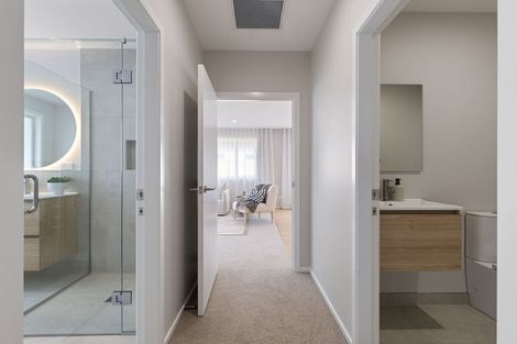 Photo of property in 44 Solitude Crescent, Kelvin Grove, 4470