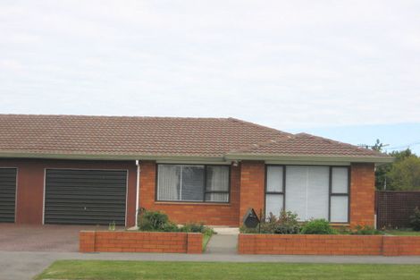 Photo of property in 22 Cotswold Avenue, Bishopdale, Christchurch, 8053