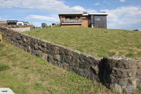 Photo of property in 128 Penruddock Rise, Westmorland, Christchurch, 8025