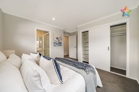 Photo of property in 9b Fitzherbert Road, Wainuiomata, Lower Hutt, 5014