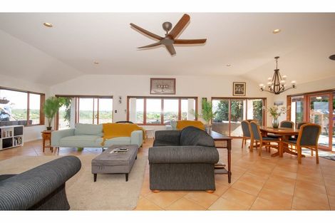 Photo of property in 33 Rarere Terrace, Kerikeri, 0230