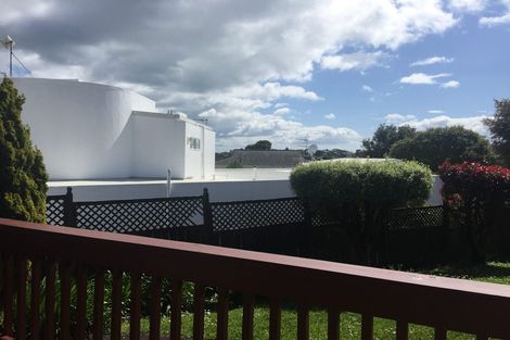 Photo of property in 28 Coldham Crescent, Saint Johns, Auckland, 1072