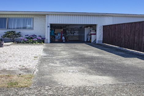 Photo of property in 1/1 Rosebank Terrace, Stoke, Nelson, 7011