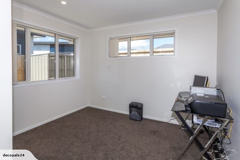 Photo of property in 80 Golden Shore Place, Coromandel, 3506