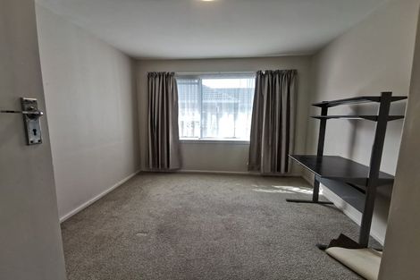 Photo of property in 2/11 Manor Place, Bryndwr, Christchurch, 8053