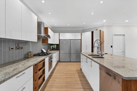 Photo of property in 38c Wicklam Lane, Greenhithe, Auckland, 0632