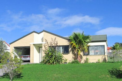 Photo of property in 7 Blueridge Close, Sunnyvale, Auckland, 0612
