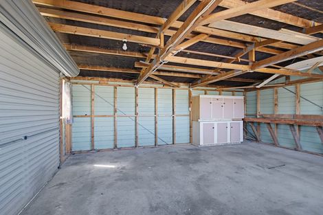 Photo of property in 17 Montgomery Street, Waipukurau, 4200