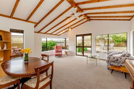 Photo of property in 70b Eatwell Avenue, Paraparaumu Beach, Paraparaumu, 5032