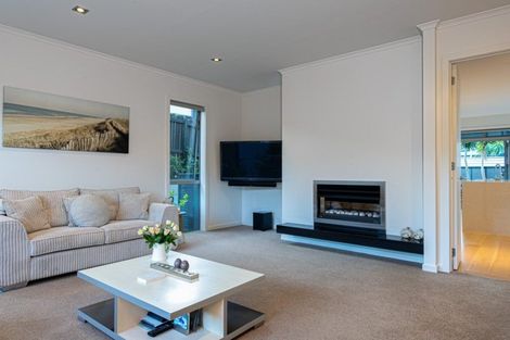 Photo of property in 131 Kowhai Road, Mairangi Bay, Auckland, 0630