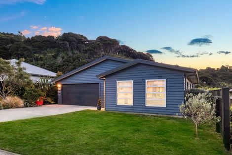 Photo of property in 6 Spritsail Place, Whitby, Porirua, 5024