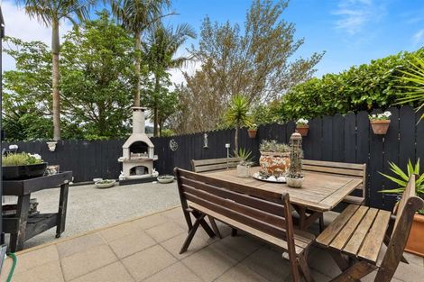 Photo of property in 12/102 Greenhithe Road, Greenhithe, Auckland, 0632