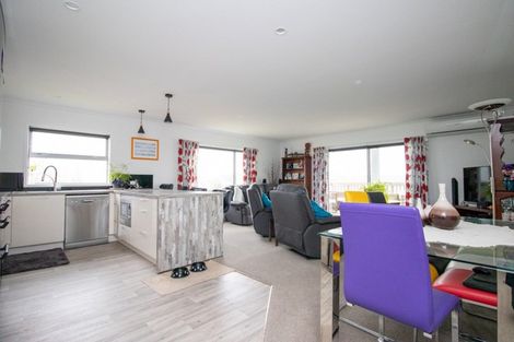 Photo of property in 16 Ohinemuri Place, Paeroa, 3600