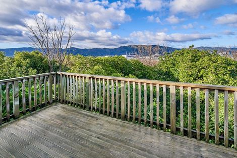 Photo of property in 4 Gaskill Grove, Harbour View, Lower Hutt, 5010