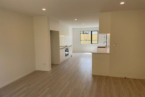 Photo of property in 8b Roys Road, Weymouth, Auckland, 2103