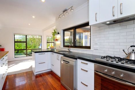 Photo of property in 910 Churchill Street, Akina, Hastings, 4122