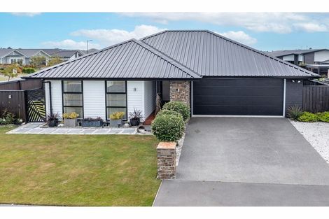 Photo of property in 24 Roys Street, Marshland, Christchurch, 8083