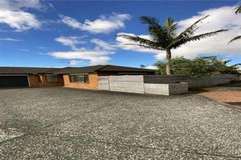 Photo of property in 22 Rathmar Drive, Manurewa, Auckland, 2105