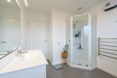 Photo of property in 53 Takitimu Avenue, Te Anau, 9600