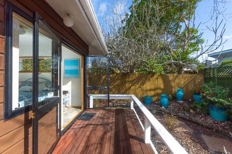 Photo of property in 19a Miller Street, Point Chevalier, Auckland, 1022