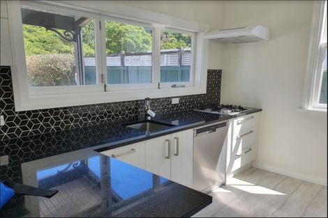 Photo of property in 25 Riddlers Crescent, Petone, Lower Hutt, 5012