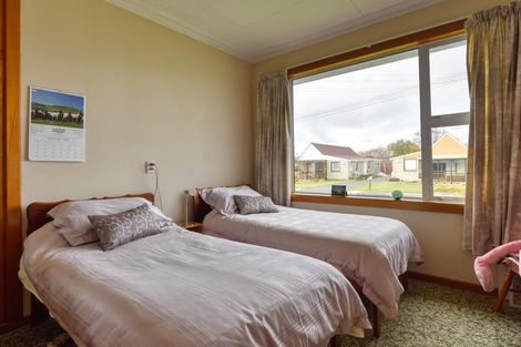 Photo of property in 12 Duke Street, Gore, 9710