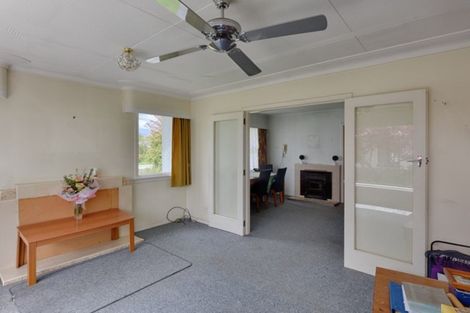 Photo of property in 6 Frank Street, Gore, 9710