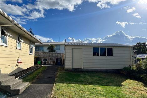 Photo of property in 97 Sherwood Street, Bellevue, Tauranga, 3110
