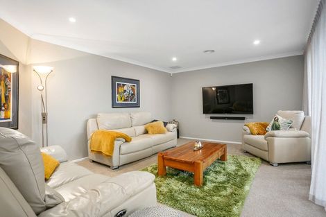 Photo of property in 75 Baxter Michael Crescent, Cambridge, 3434