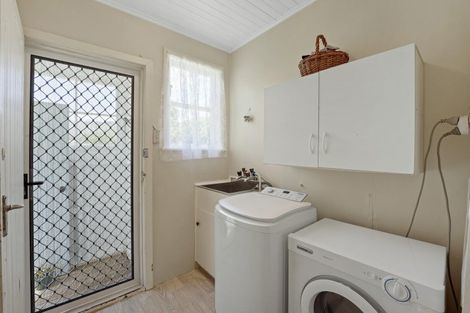 Photo of property in 11 Cole Street, Naenae, Lower Hutt, 5011