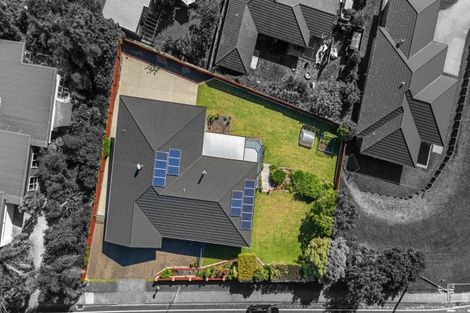 Photo of property in 132 Waikite Road, Welcome Bay, Tauranga, 3175