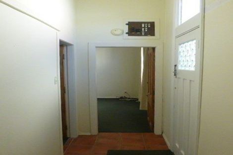 Photo of property in 30 Rhodes Street, Newtown, Wellington, 6021