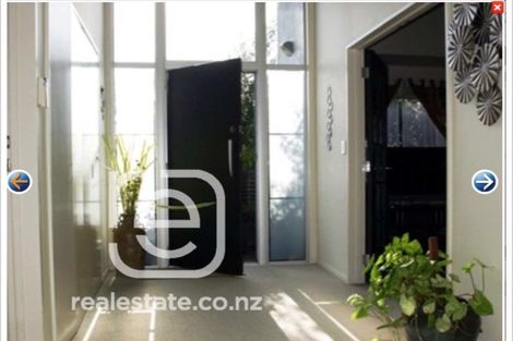 Photo of property in 657 Beach Road, Rothesay Bay, Auckland, 0630