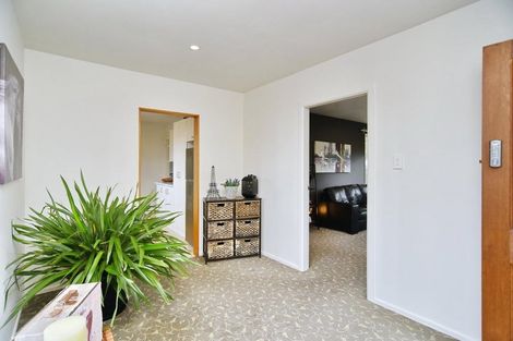 Photo of property in 27 Heathglen Avenue, Parklands, Christchurch, 8083
