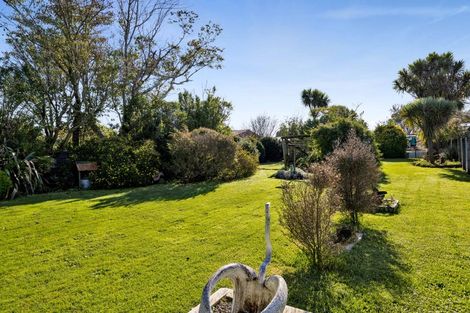 Photo of property in 46 Egmont Street, Hawera, 4610