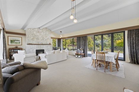 Photo of property in 33 Blanket Bay Road, Sawyers Bay, Port Chalmers, 9023