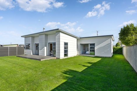 Photo of property in 1 Plains Avenue, Masterton, 5810
