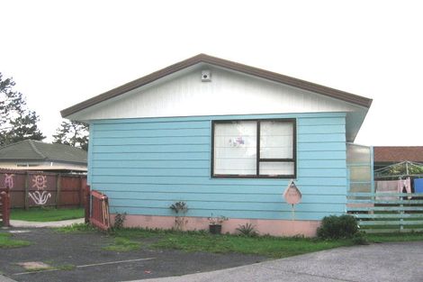 Photo of property in 2/31 Karepo Crescent, Ranui, Auckland, 0612