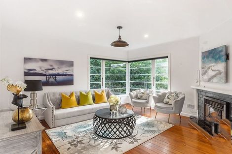 Photo of property in 21 Croydon Road, New Lynn, Auckland, 0600
