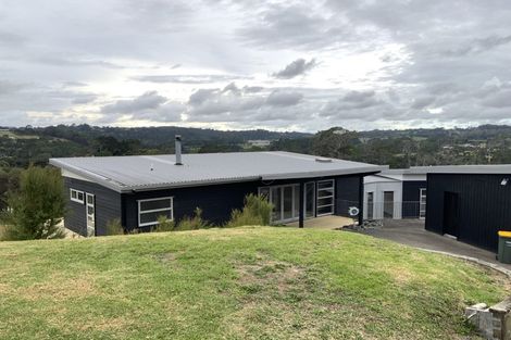 Photo of property in 51 Edward Jonkers Drive, Riverhead, Albany, 0793