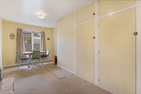 Photo of property in 1 Shaftesbury Street, Avonhead, Christchurch, 8042