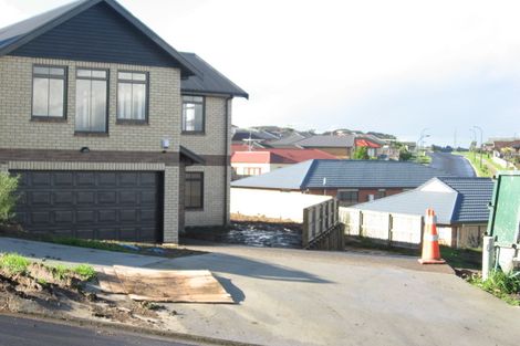 Photo of property in 5 Cairnsvale Rise, Manurewa, Auckland, 2105