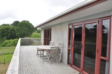 Photo of property in 73 Settlement Road, Kaiwaka, 0573