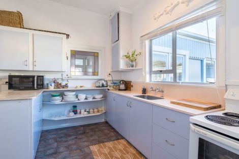 Photo of property in 992 Brighton Road, Brighton, Dunedin, 9035