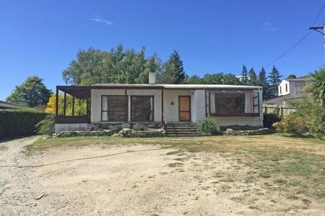 Photo of property in 27 Beacon Point Road, Wanaka, 9305