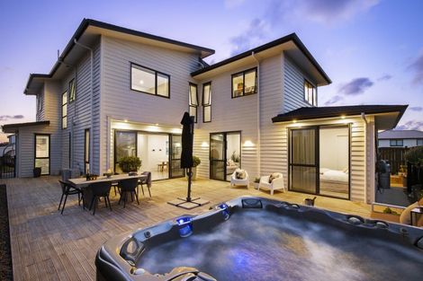 Photo of property in 54 Eighth View Avenue, Beachlands, Auckland, 2018