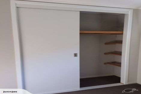 Photo of property in 4/49 Maungaraki Road, Korokoro, Lower Hutt, 5012