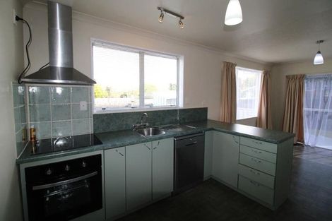Photo of property in 51 Saint Heliers Crescent, Aranui, Christchurch, 8061
