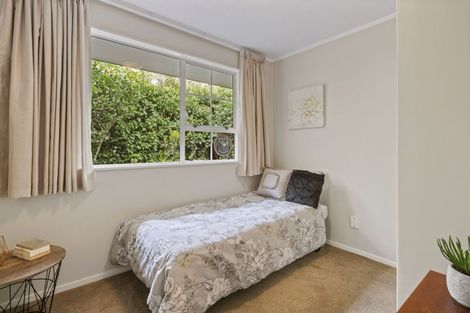 Photo of property in 35 Fendalton Crescent, Pinehaven, Upper Hutt, 5019