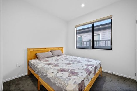 Photo of property in 42 Holcroft Street, Papakura, 2110